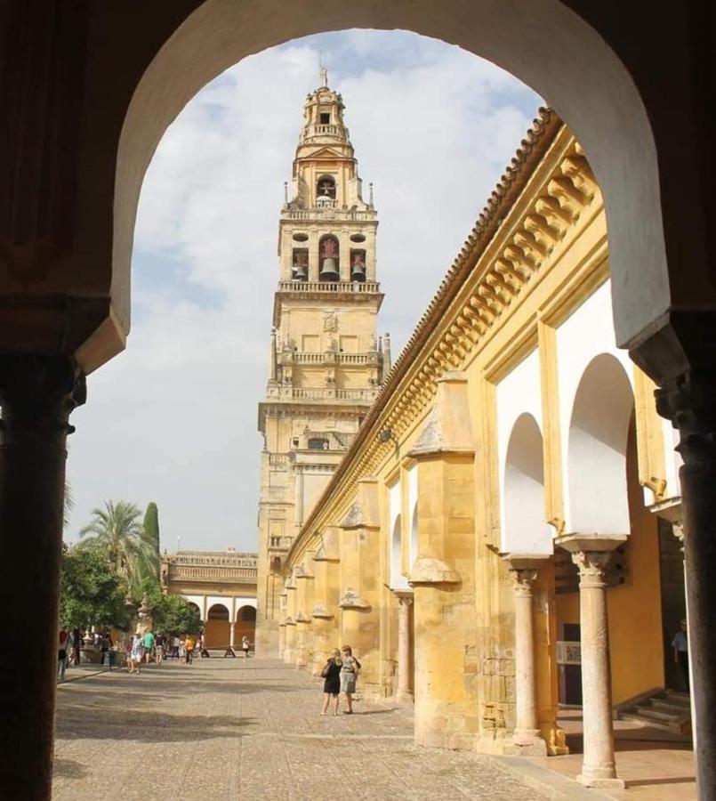 A 20 Metros De La Mezquita Catedral ,Apartamentos Turistico Cespedes 5 Cordoba Exterior photo